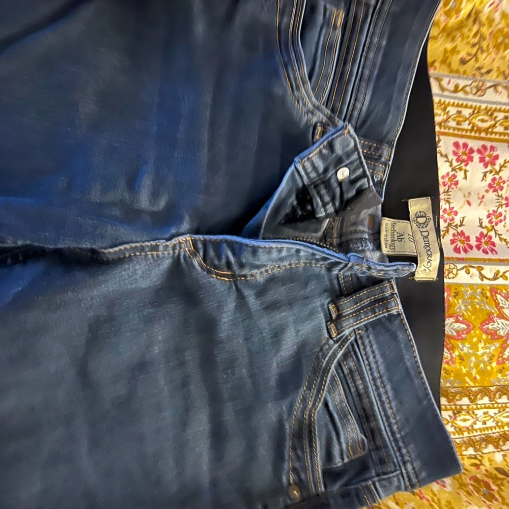 Democracy jeans